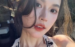 18禁美女露胸露双乳头